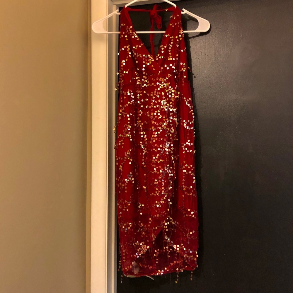 Chic Burgundy High Low Dress with Gold Accents - Picture 4 of 9